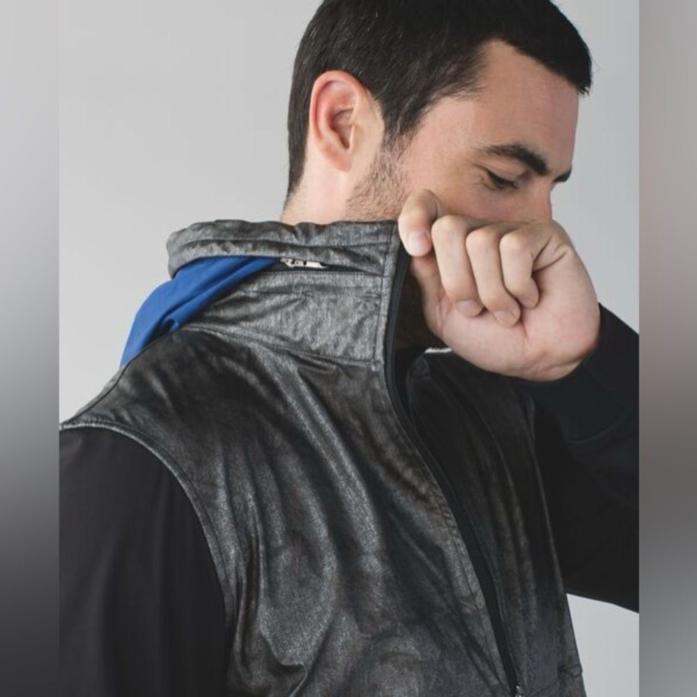 Lululemon Specular Reflective Jacket - Picture 14 of 16